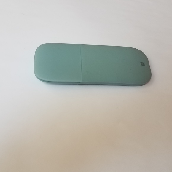 Microsoft Surface Laptop Bluetooth Arc Mouse - Picture 3 of 3